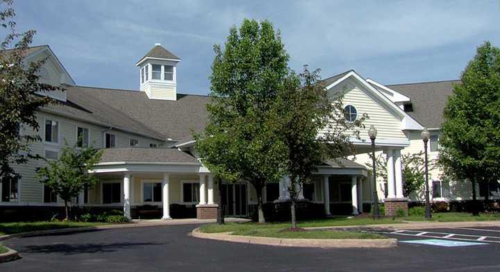 The Grande at Middleburg Heights, Middleburg Heights, OH - Assisted Living in Middleburg Heights, OH